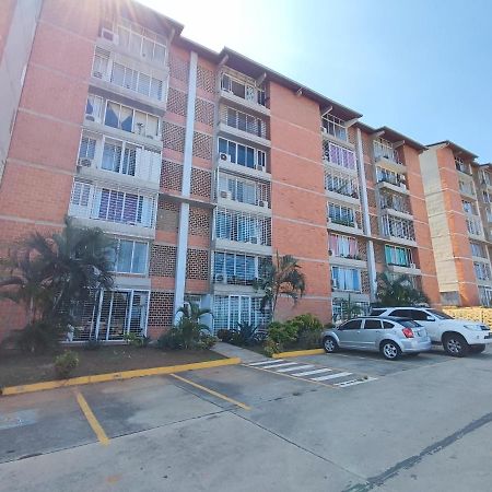 Apartamento Frente Al Aeropuerto De 마이케티아 외부 사진