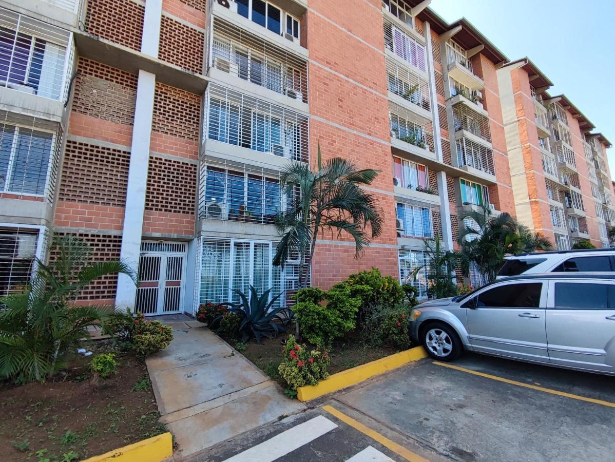 Apartamento Frente Al Aeropuerto De 마이케티아 외부 사진