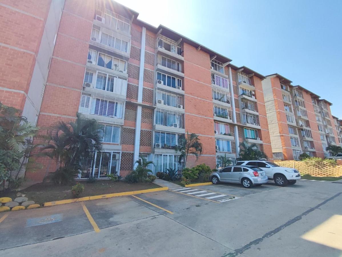 Apartamento Frente Al Aeropuerto De 마이케티아 외부 사진