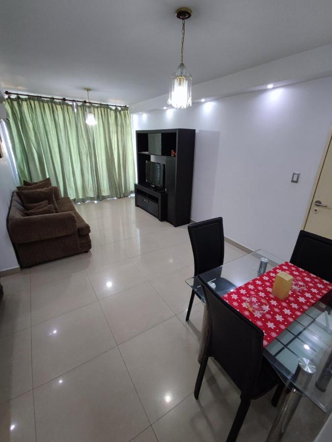 Apartamento Frente Al Aeropuerto De 마이케티아 외부 사진